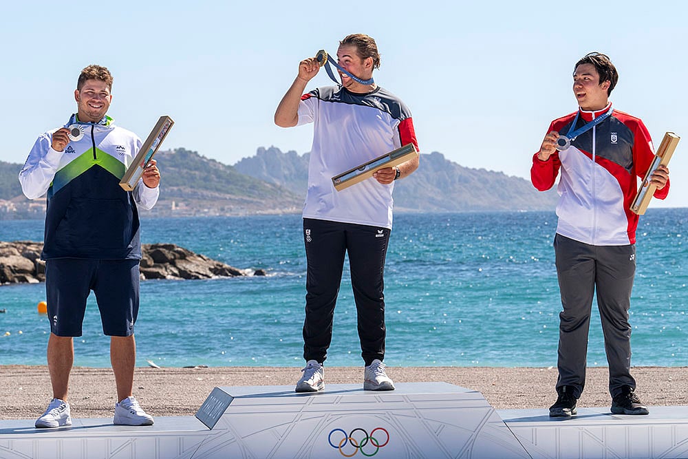 | Photo: AP/Jacquelyn Martin : Sailing: Men's Formula Kite medal winners